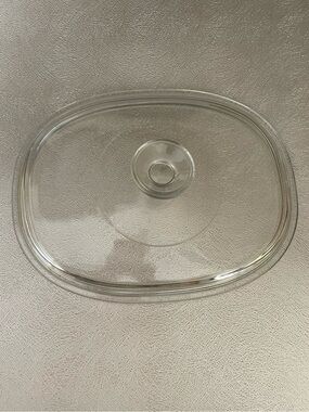 Pyrex replacement oval lid, F 12 C ,1.5 quarts